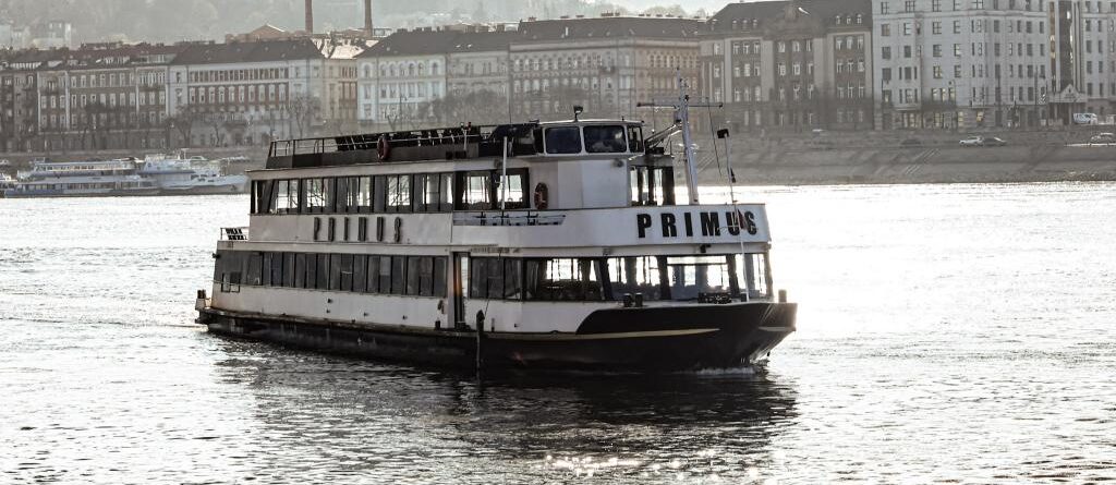 Primus rendezvényhajó
